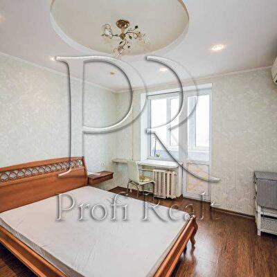 Київ, Петра Болбочана вул., 4А