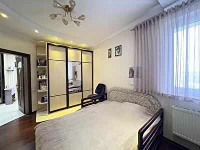 Генерала Наумова ул., 66