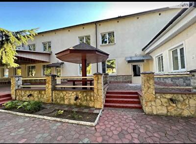 Вінницька обл., Барський район, м. Бар, Григоровичів-Барських, 8