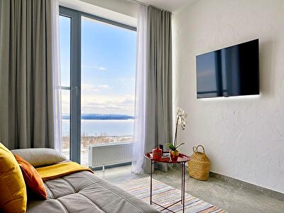 Набережная Победы ул., 7