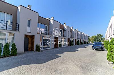 Киевская обл., Бориспольский район, с. Гнедин, Приозерна, 72