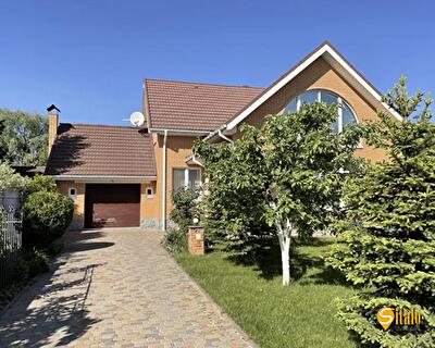 Киев, 43-я Садовая ул.