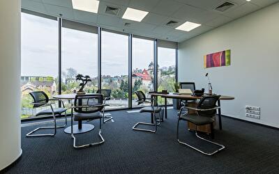 Киев, Болсуновская ул., 13-15