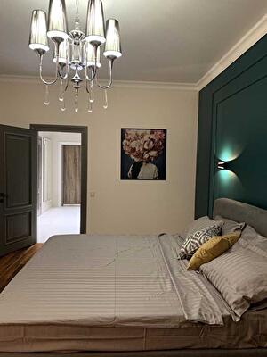 Київ, Микільсько-Слобідська вул., 3Б