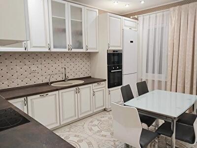 Киев, Луговая (Жуляны) ул.