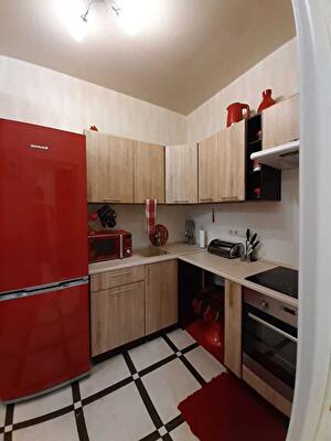 Київ, Петра Калнишевського вул., 7