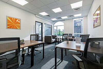 Киев, Елены Телиги ул., 6