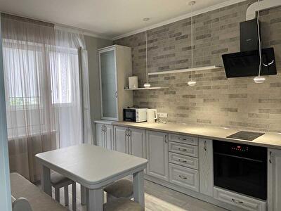 Київ, Краківська вул., 27