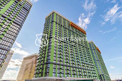 Київ, Причальна вул., 8