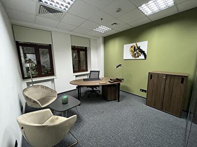 Киев, Петра Сагайдачного ул., 12