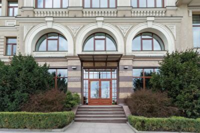 Киев, Петра Сагайдачного ул., 12