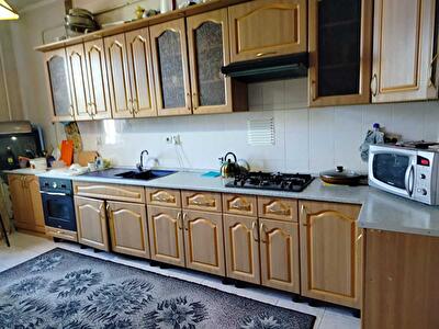 Киев, Джона Маккейна ул., 18