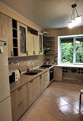 Голосіївська вул.