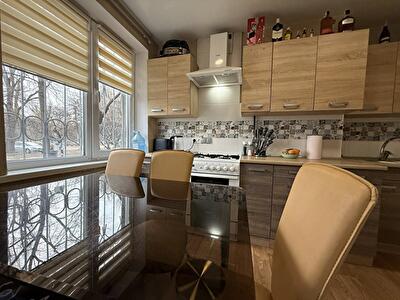 Дніпро, Терещенковська вул., 23