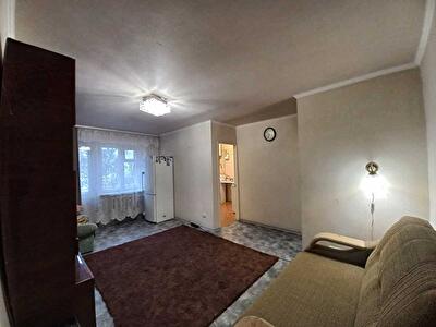 Дніпро, Мусліма Магомаєва, 10