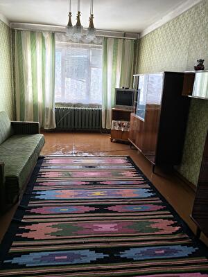 Київська обл., Білоцерківський район, м. Біла Церква, Людмили Павличенко вул., 20