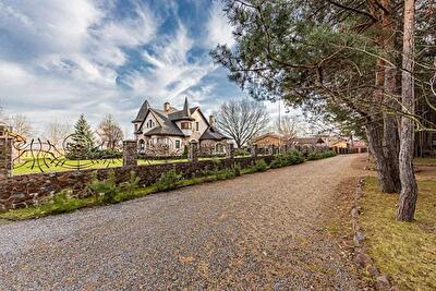 Киевская обл., Бориспольский район, с. Процев, Центральная ул.