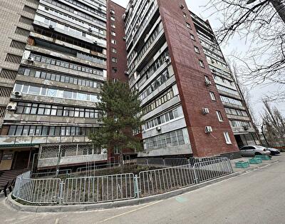 Днепр, Гетмана Петра Дорошенко ул., 12