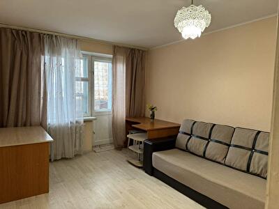 Киев, Ушинского ул., 25А