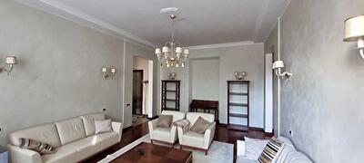 Андреевский спуск, 2Б