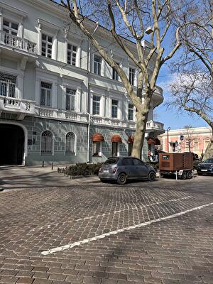 Одесса, Ланжероновский спуск, 5