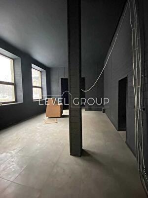 Киев, Белорусская ул., 38