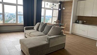 Київ, Парково-Сирецька вул., 4В