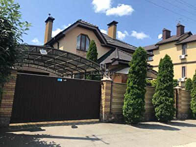 Киевская обл., Киево-Святошинский район, с. Петропавловская Борщаговка, Лісова