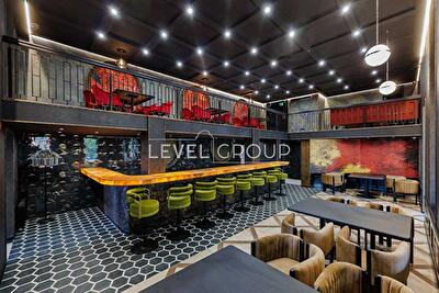 Набережно-Крещатицкая ул., 17/18