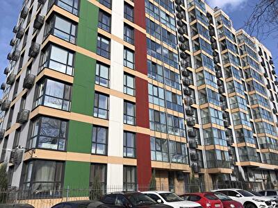 Василя Хітя вул., Вишиваного, 42-а