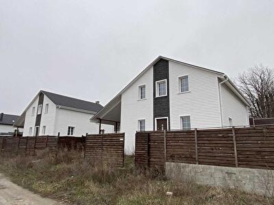 Киевская обл., Киево-Святошинский район, с. Хотов, Уютная ул.