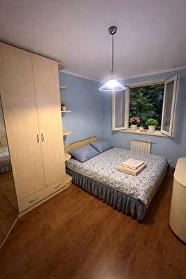 Інглезі вул., 3/1