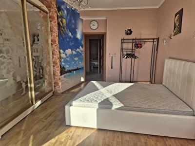 Одеса, Жуковского вул., 10