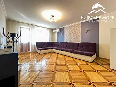 Георгія Тороповського вул., 47