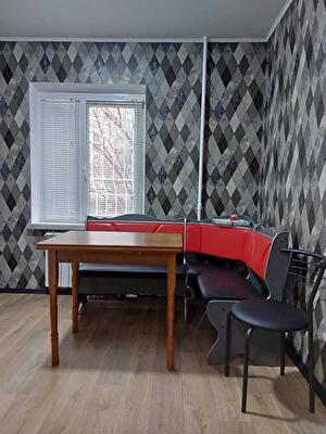 Михаила Донца ул., Драгоманова, 12а