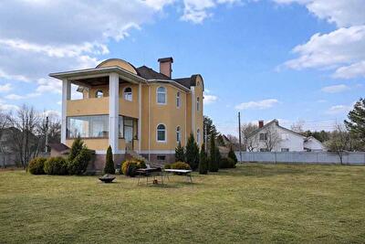 с. Любимовка, Лісна