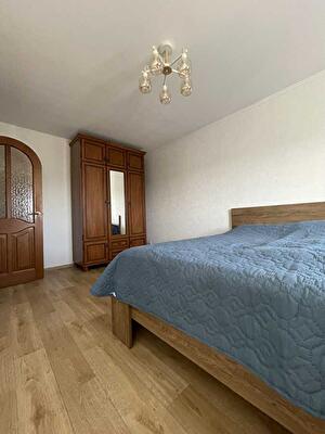 Киев, Симиренко ул., 12Б