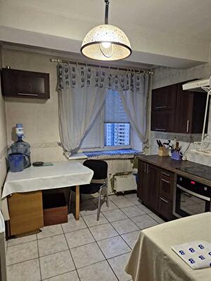 Киев, Двинская ул., 19