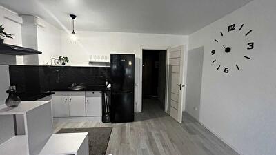 Киевская обл., Броварской район, г. Бровары, Симоненко ул., 111