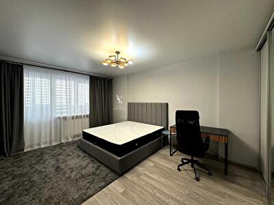 Киев, Ованеса Туманяна ул., 15А