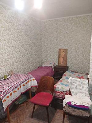 Киев, Березняковская ул., 16