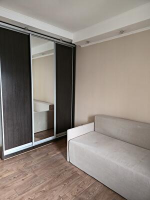 Оболонский просп., 12