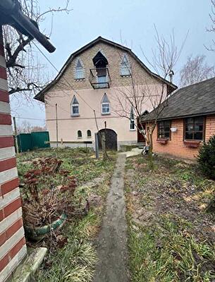 Бородянский район, пгт Бородянка, Садова, 32