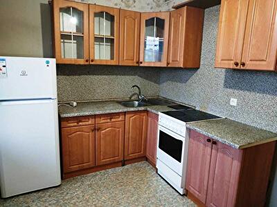 Киев, Хорольская ул., 3