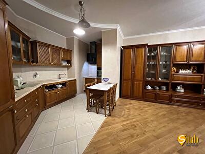 Євгена Коновальця вул., 44А