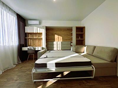 Київ, Михайла Донця вул., Дерегуса, 42