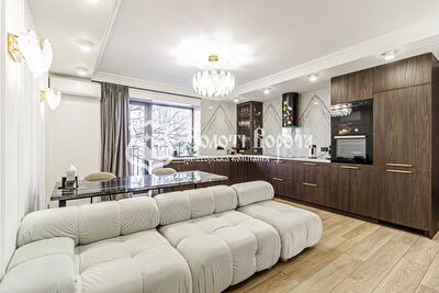 Киев, Большая Васильковская ул., 131