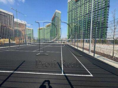 Киев, Причальная ул., 10