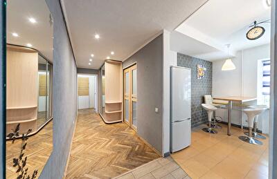 Білоруська вул., 17А