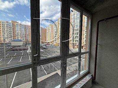 Київська обл., Києво-Святошинський район, с. Софіївська Борщагівка, Героїв Небесної Сотні просп., 26/23